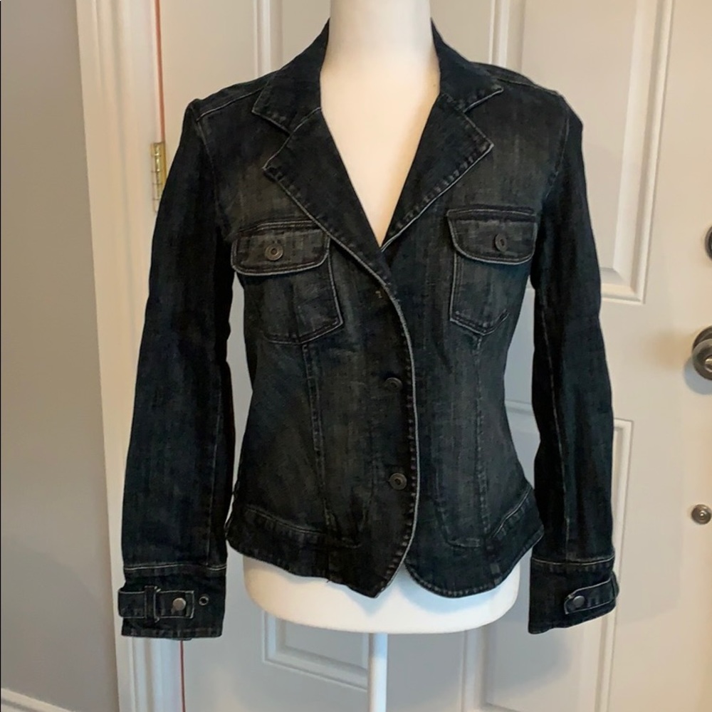 Dark blue denim jacket size 6 Talbots. Unique cut
